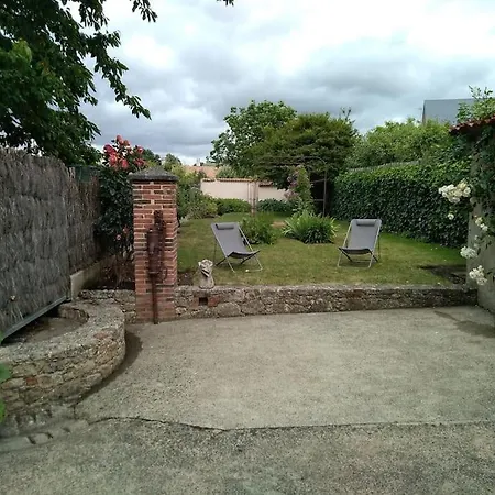 Semesterbostad Ardelay Et Son Jardin, 10 Min Du Grand Parc Les Herbiers